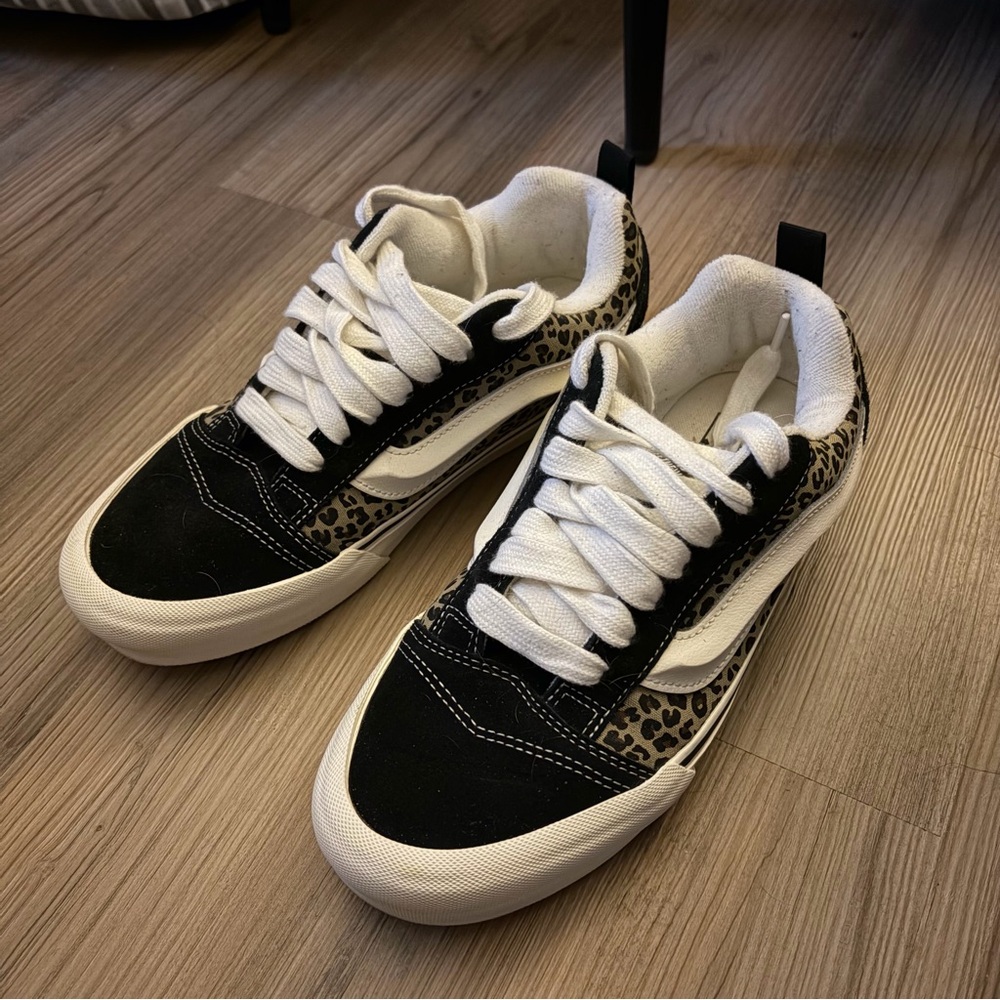 Vans - Low Top Leopard Print Sneakers - Women’s Size 9